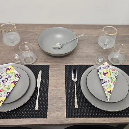 Epsilon - Premier & Easy Parking By Optimum Link * Kateríni