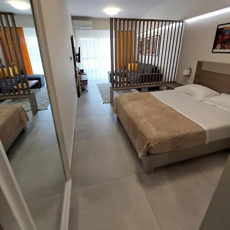 Epsilon - Premier & Easy Parking By Optimum Link Apartament